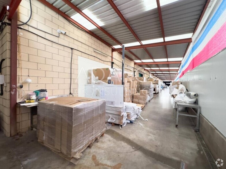 Industrial in Tres Cantos, Madrid for sale - Primary Photo - Image 1 of 16