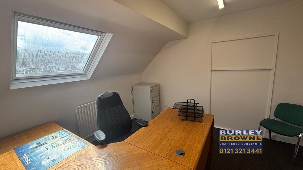 Roman Way, Birmingham to rent Interior Photo- Image 1 of 6