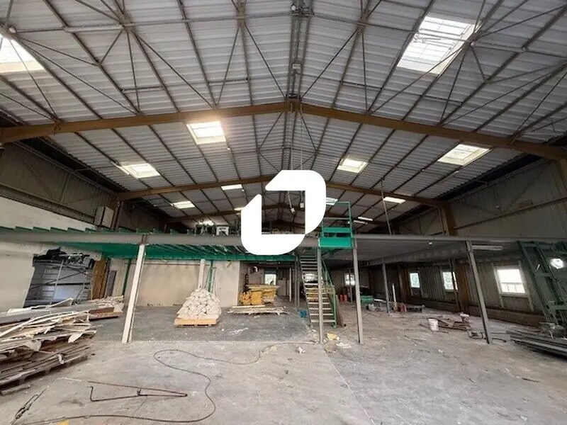Light Industrial in SAINT-OUEN-L'AUMONE to rent Construction Photo- Image 1 of 16