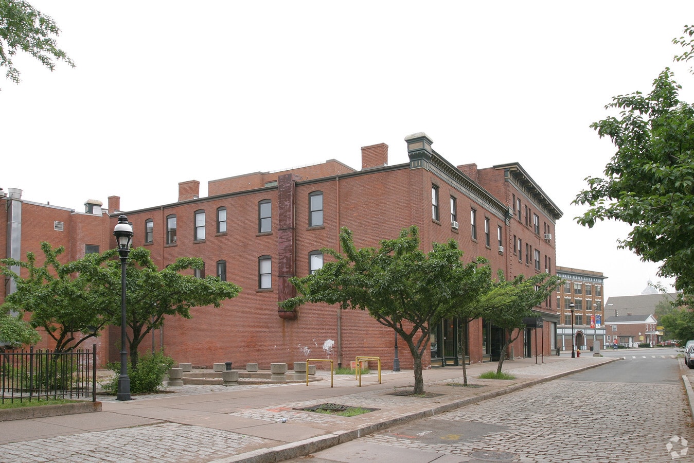 1 Congress St, Hartford, CT 06114 UK