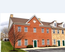 9093 Ridgefield Dr, Frederick, MD for rent Primary Photo- Image 1 of 8