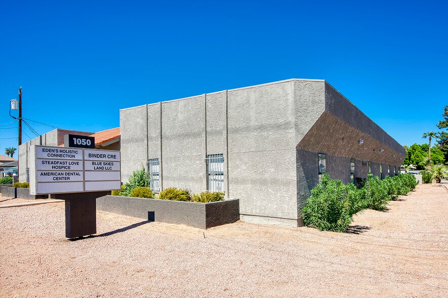 1050 E University Dr, Mesa, AZ for rent - Building Photo - Image 3 of 14