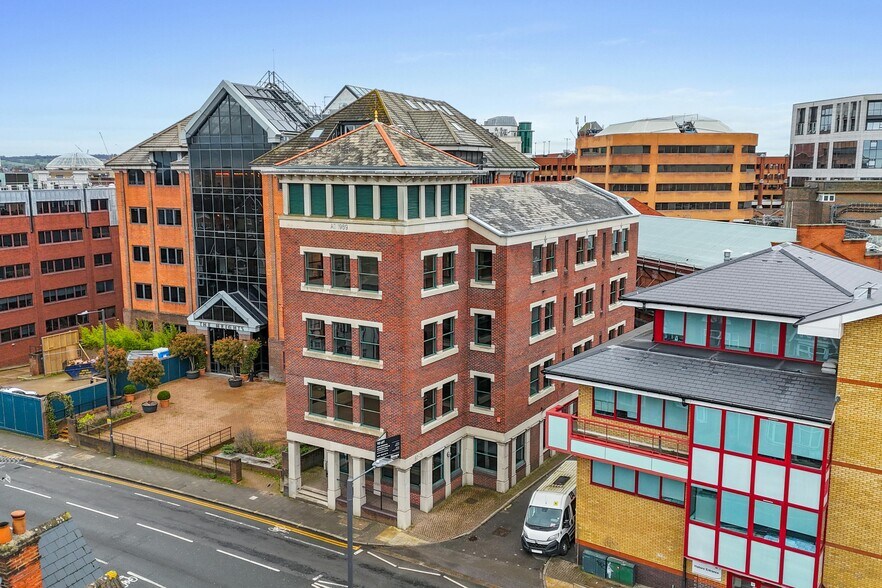 Lowlands Rd, Harrow to rent - Building Photo - Image 3 of 21