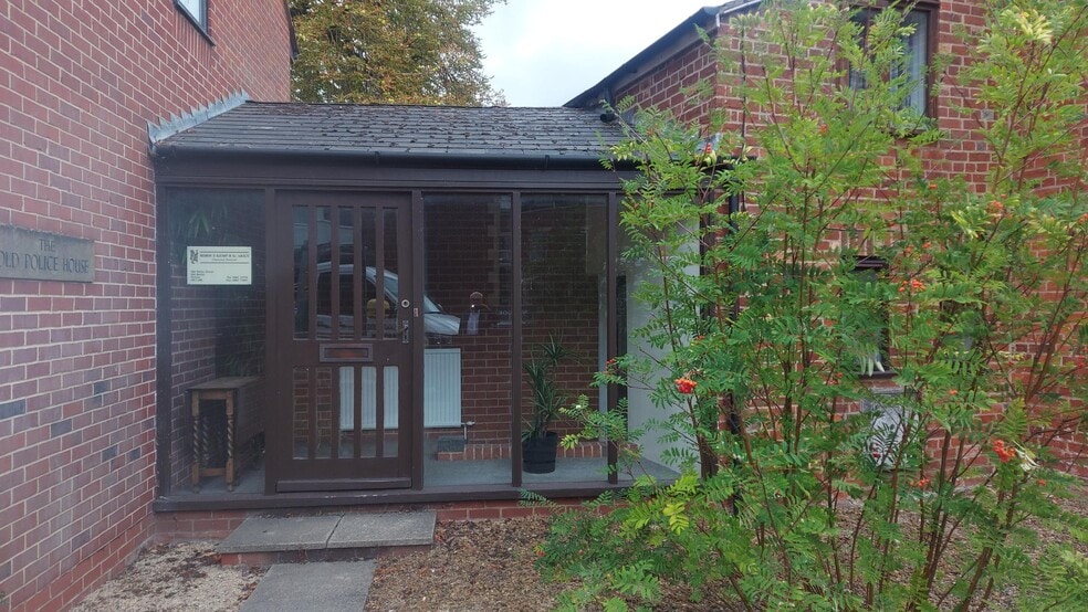 16 West Way, Oxford to rent - Building Photo - Image 2 of 7