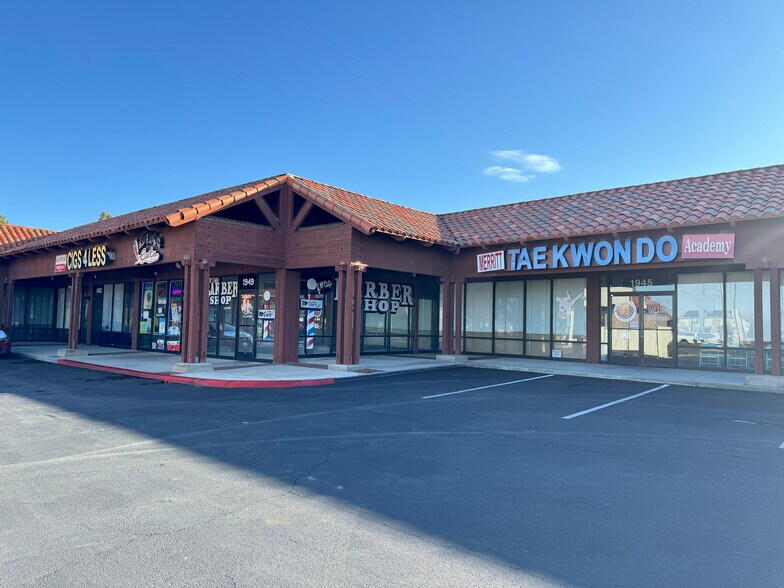 1915-1989 W Avenue L, Lancaster, CA for rent - Building Photo - Image 3 of 40