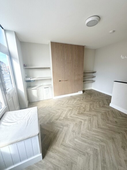 54 Market Place, York to rent - Interior Photo - Image 3 of 8