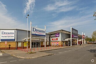 New Cross Rd, London for sale Primary Photo- Image 1 of 1