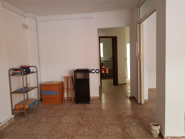 Retail in València, Valencia for sale - Interior Photo - Image 3 of 7
