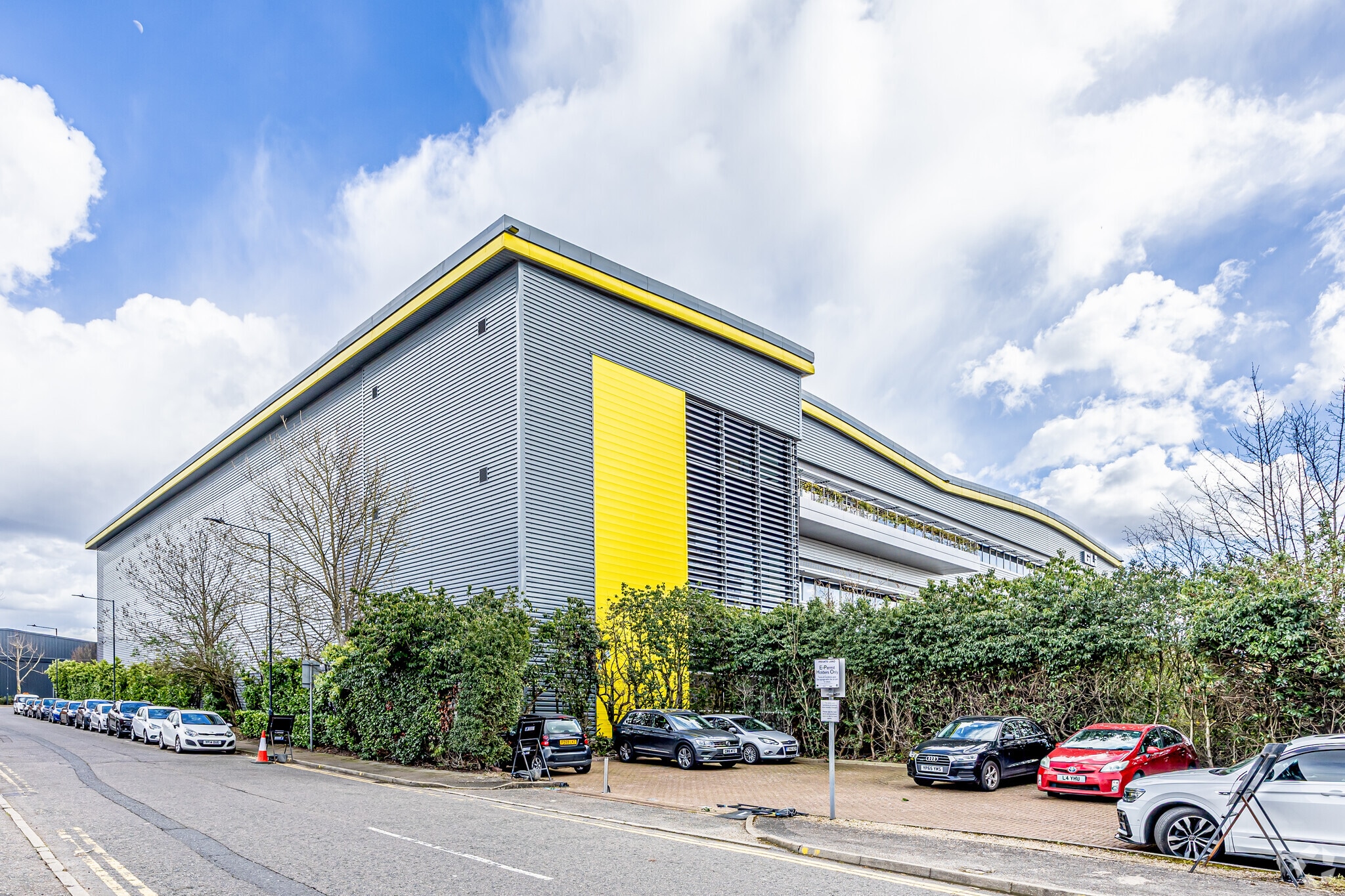 29-31 Abbey Rd, London to rent Primary Photo- Image 1 of 11