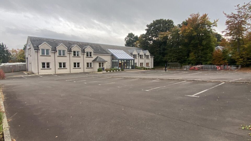 1 Maidenplain Pl, Auchterarder for sale Primary Photo- Image 1 of 1