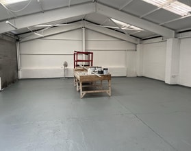 2 St Barnabas Ln, Sheffield to rent Interior Photo- Image 1 of 4