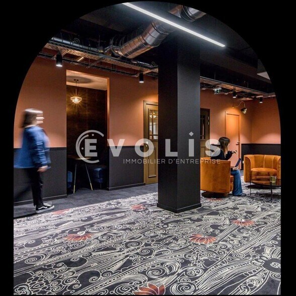 Office in Saint-Denis to rent - Interior Photo - Image 3 of 8