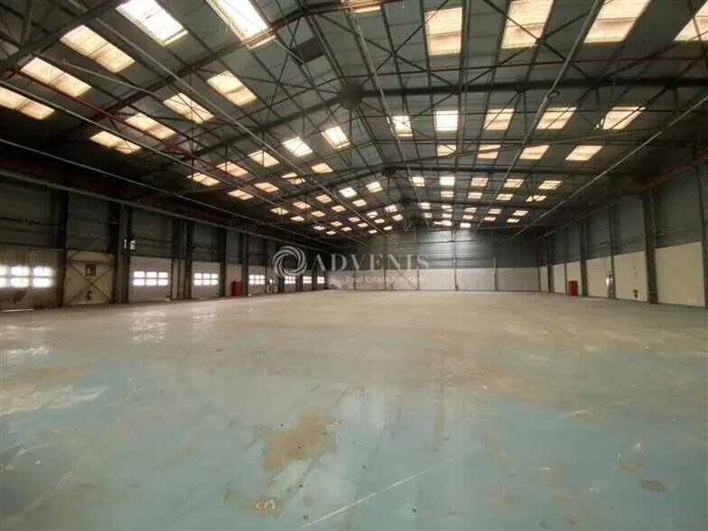 Industrial in Gennevilliers to rent - Interior Photo - Image 3 of 6