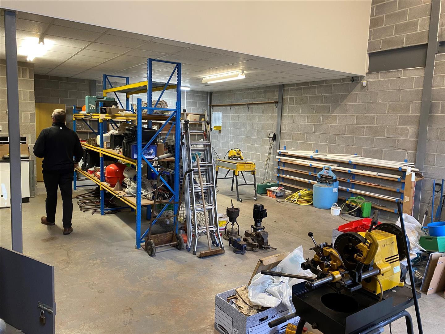 Wendal Rd, Blandford Forum to rent Interior Photo- Image 1 of 4