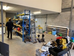 Wendal Rd, Blandford Forum to rent Interior Photo- Image 1 of 4