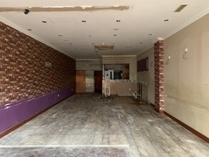 85 High St, Epping to rent Interior Photo- Image 1 of 3