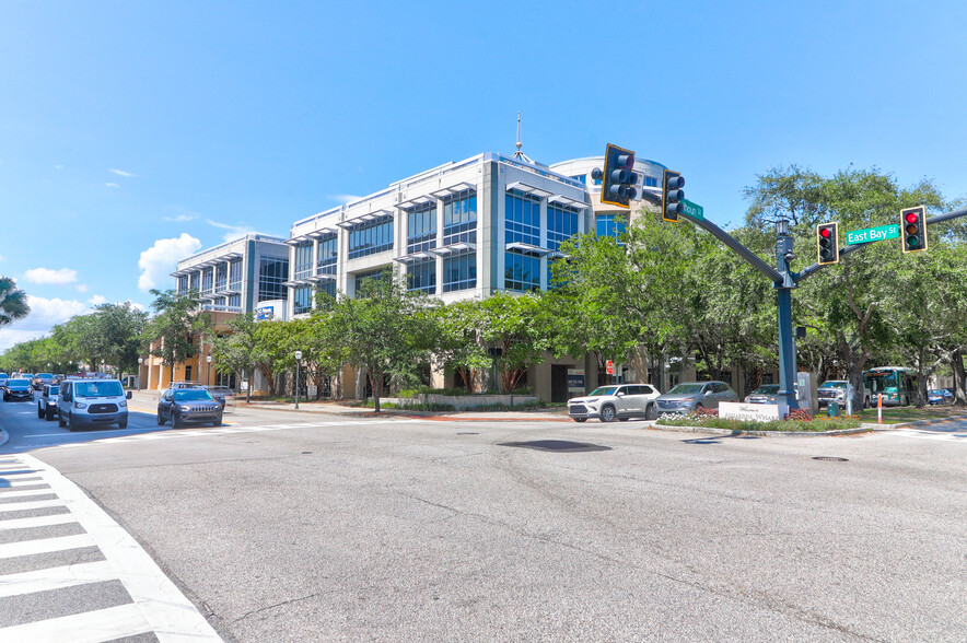 40 Calhoun St, Charleston, SC for rent - Building Photo - Image 1 of 15