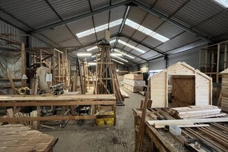 Rag Hl, Aldermaston to rent Interior Photo- Image 2 of 4