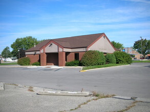 3301 S Madison St, Muncie, IN for rent Building Photo- Image 1 of 4