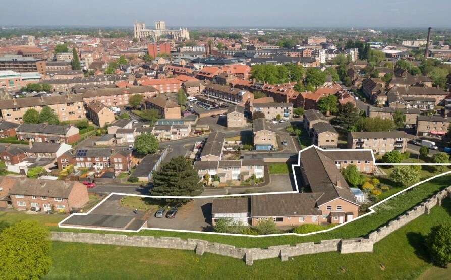 Long Close Ln, York for sale Primary Photo- Image 1 of 1