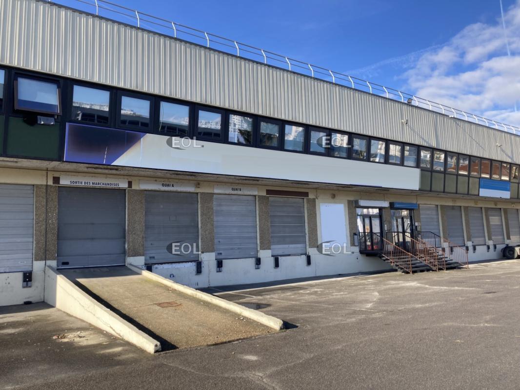 Industrial in Vitry-sur-Seine to rent Building Photo- Image 1 of 10