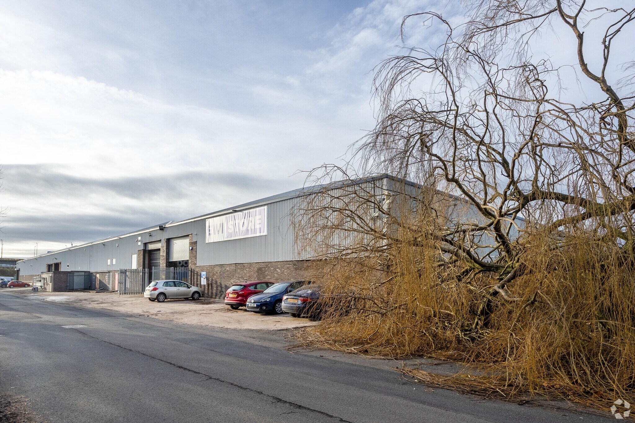 B8 Electric Av, Birmingham for sale Primary Photo- Image 1 of 1