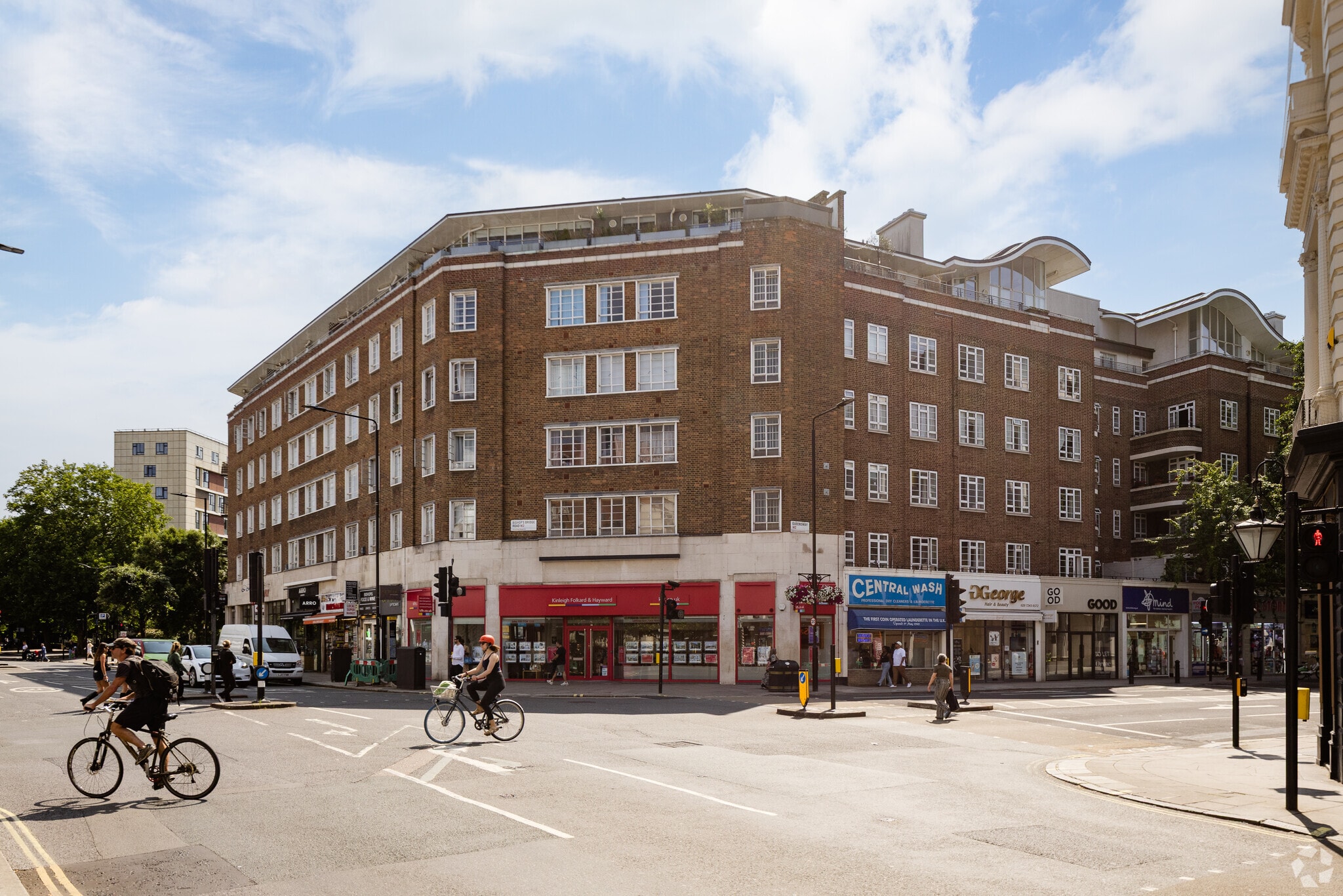 158-186 Queensway, London to rent Primary Photo- Image 1 of 9
