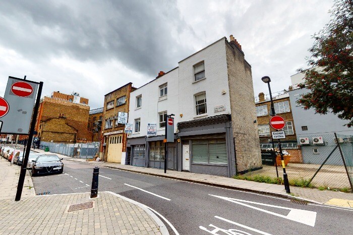 33 Eyre Street Hl, London for sale Building Photo- Image 1 of 1