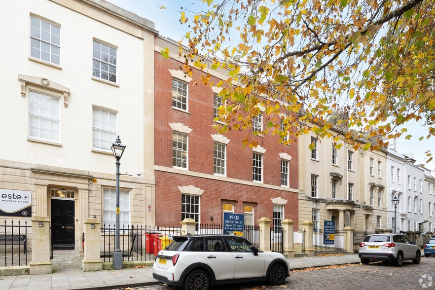 50 Queen Sq, Bristol to rent - Building Photo - Image 3 of 15