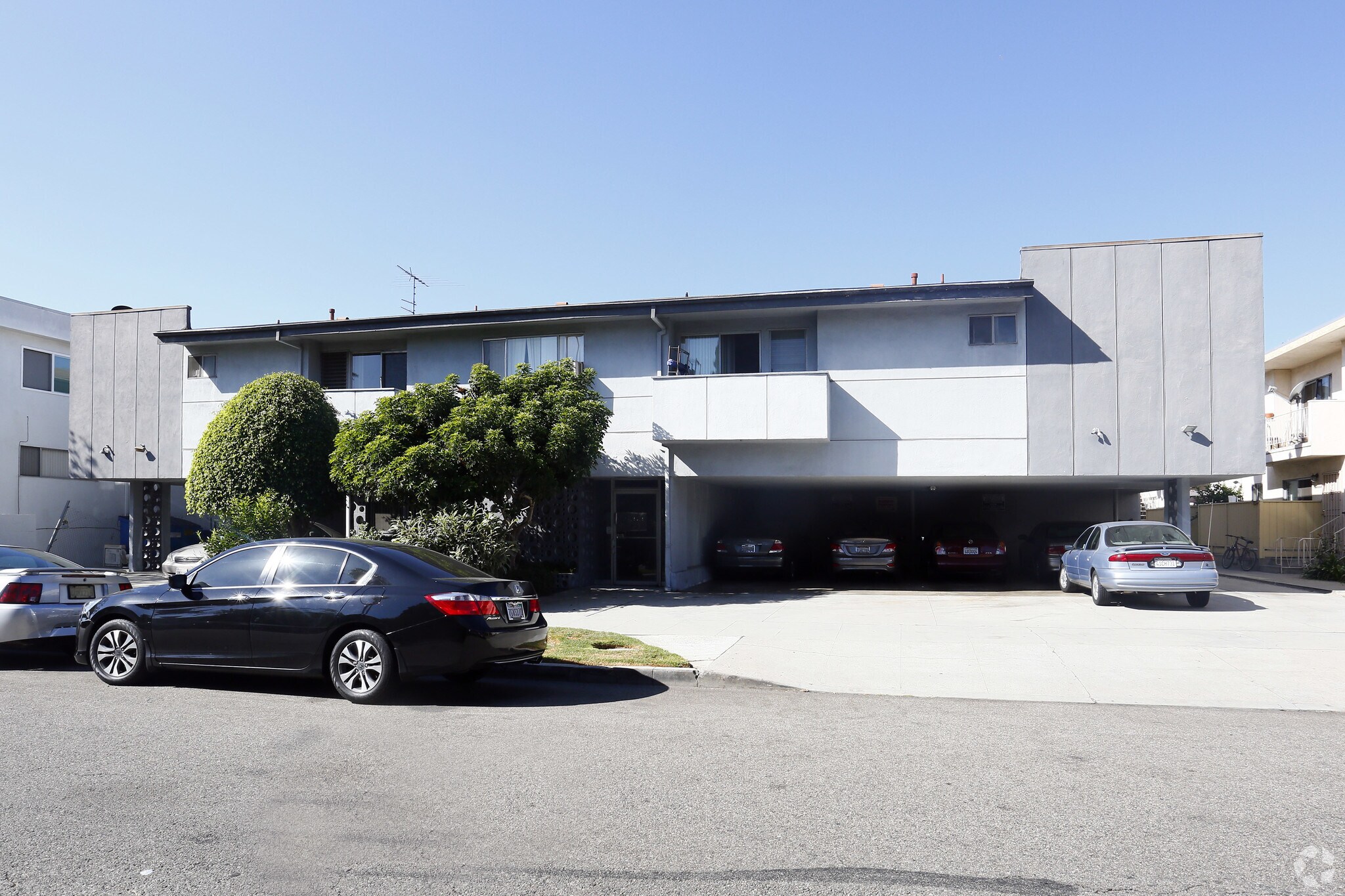 3525 Jasmine Ave, Los Angeles, CA for sale Building Photo- Image 1 of 9