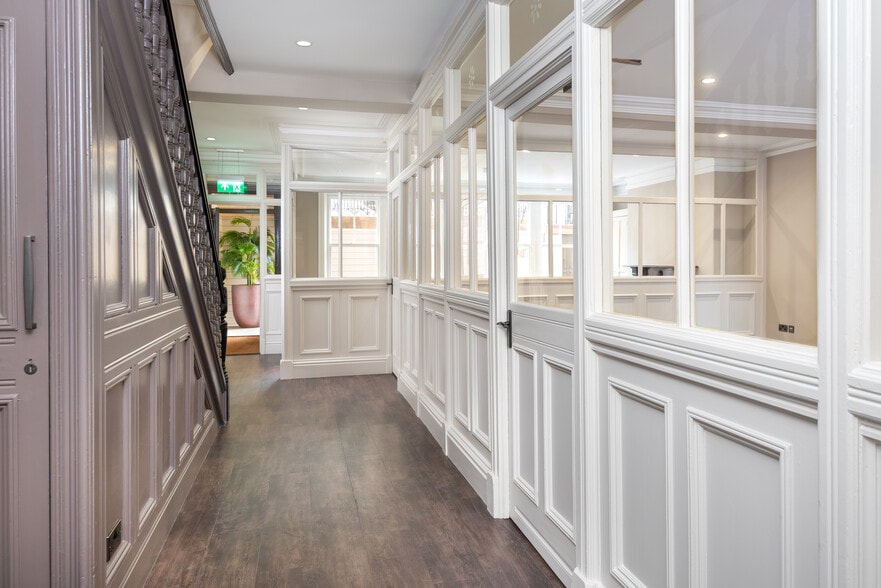 22 Lowther St, Carlisle to rent - Building Photo - Image 2 of 14