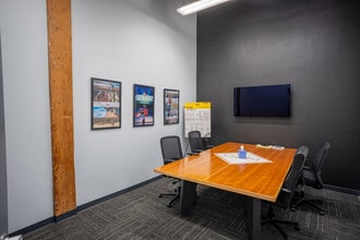 2130-2220 Livingston St, Oakland, CA to rent Interior Photo- Image 2 of 27