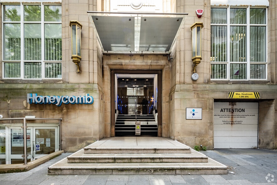 Edmund St, Liverpool to rent - Building Photo - Image 2 of 5