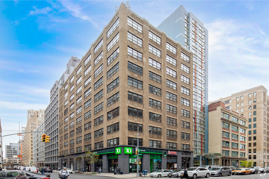 175 Varick St, New York, NY for rent - Building Photo - Image 2 of 6