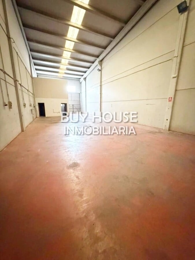 Illescas, TOL 45200 -  -  - Interior Photo - Image 1 of 7