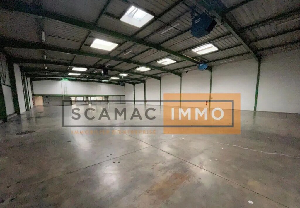 Location Local d'activités 1 046 m² - Photo 1