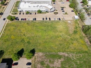 9715 E 79th St, Tulsa, OK - AERIAL map view - Image1