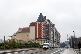 More details for 81 Avenue Descartes, Le Blanc-Mesnil - Medical, Retail to Rent