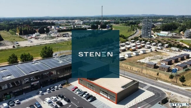 Location Commerce 153 m² à 581 m²