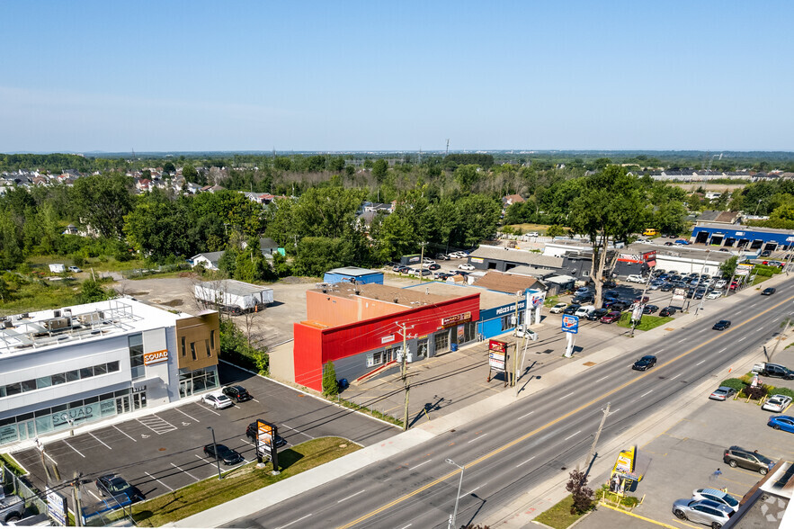 5220-5244 Boul des Laurentides, Laval, QC for rent - Aerial - Image 3 of 4