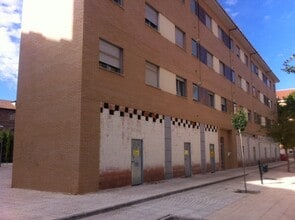 Retail in Alcázar de San Juan, Ciudad Real to rent Interior Photo- Image 2 of 8