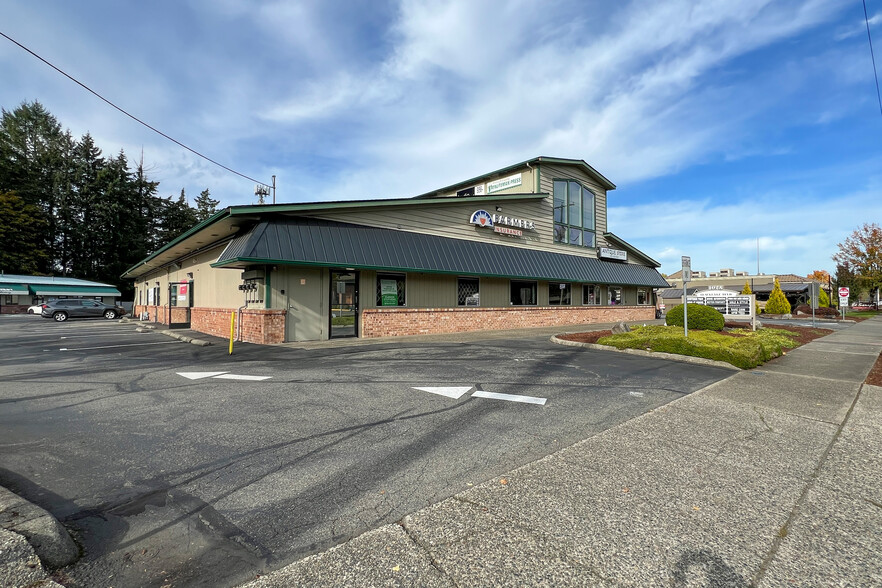 1025 Black Lake Blvd SW, Olympia, WA for rent - Building Photo - Image 2 of 3