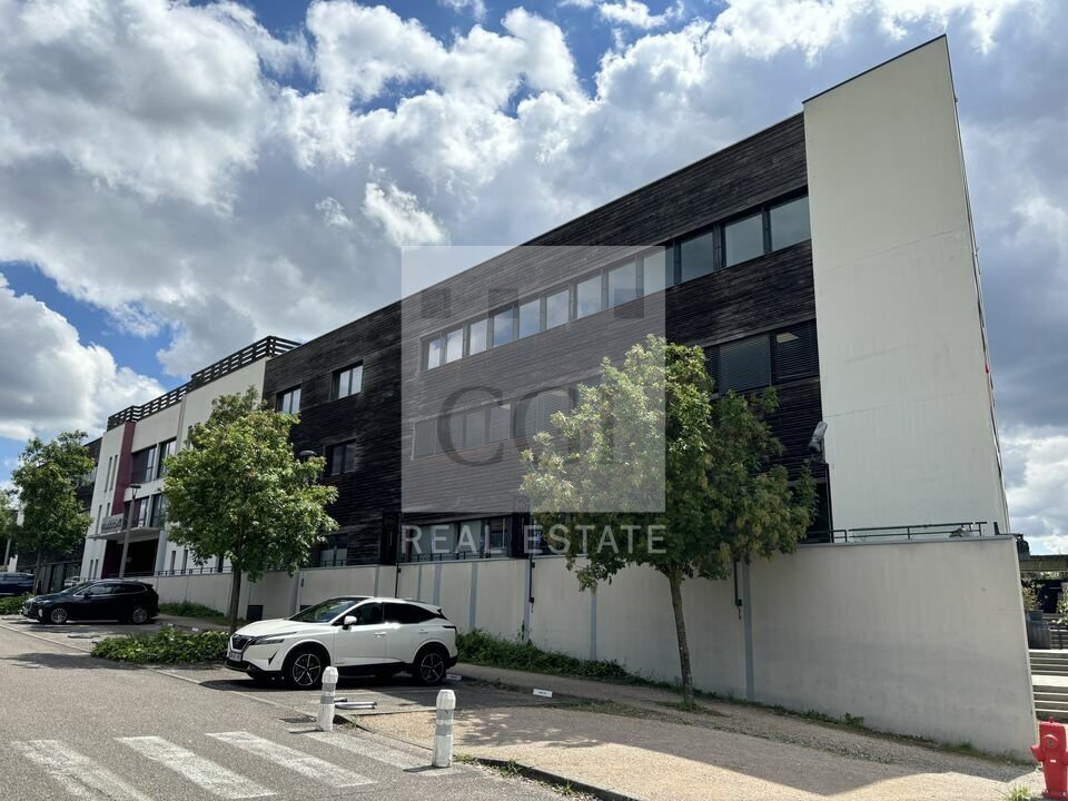 97 Allée Alexandre Borodine, Saint-Priest to rent Building Photo- Image 1 of 20