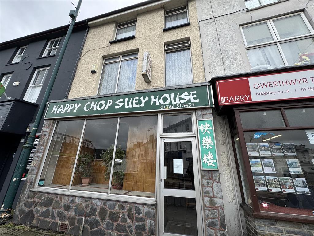 132 High St, Porthmadog for sale Building Photo- Image 1 of 1