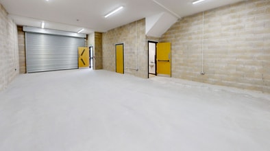 14 Towchester Dr, Castleford to rent Interior Photo- Image 2 of 2