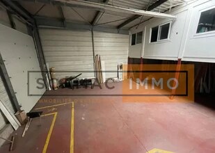 Light Industrial in Noisiel to rent Interior Photo- Image 1 of 8