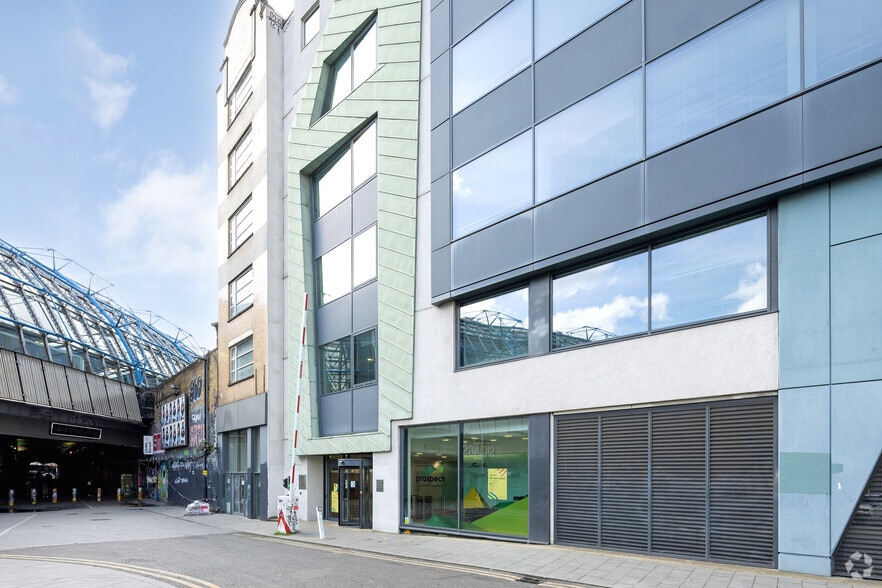 8 Leake St, London to rent - Building Photo - Image 3 of 4