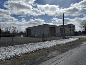 6519 Towpath Rd, East Syracuse, NY for rent Building Photo- Image 1 of 3