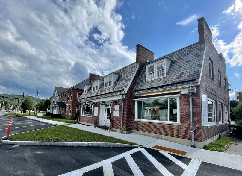 131 Broad St, Claremont, NH for sale - Building Photo - Image 1 of 1