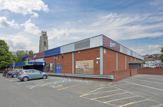 More details for 4-5 Lawrence Ln, Boston - Retail to Rent